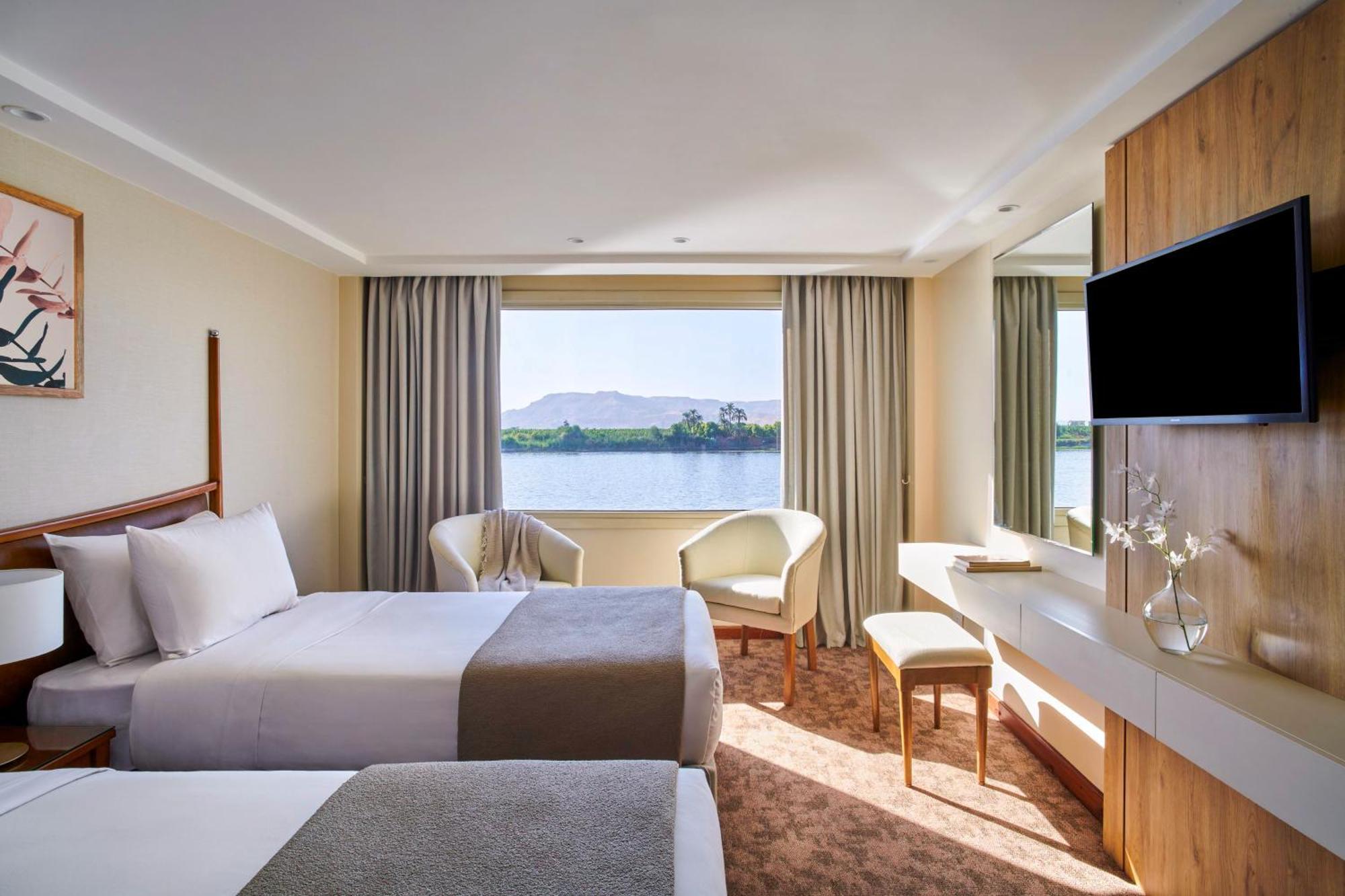 Moevenpick Royal Lotus Nile Cruise, Every Monday Four Nights From Luxor, Every Friday Three Nights From Aswan - Including Excursions & Sightseeing ภายนอก รูปภาพ